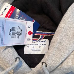Men’s champion hoodies sweatshirt medium